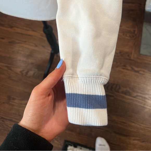 Nike Cropped Pullover - Picture 7 of 10